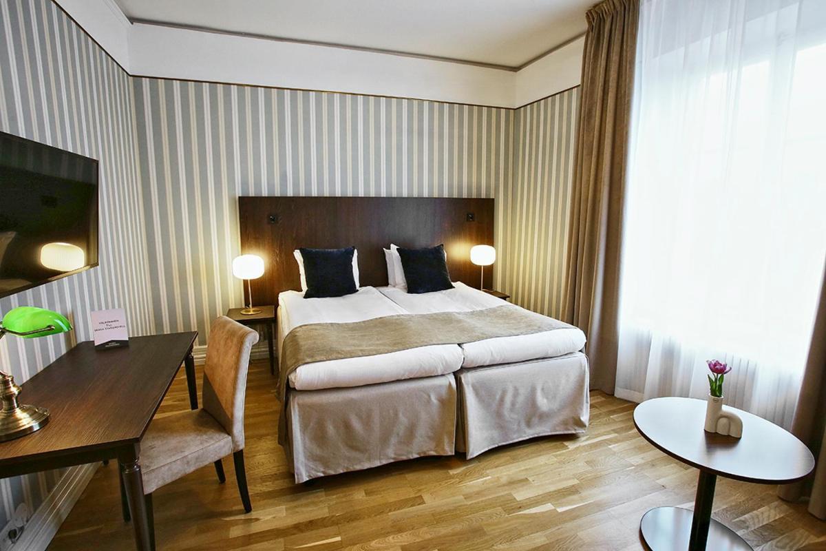 Skara Stadshotell エクステリア 写真